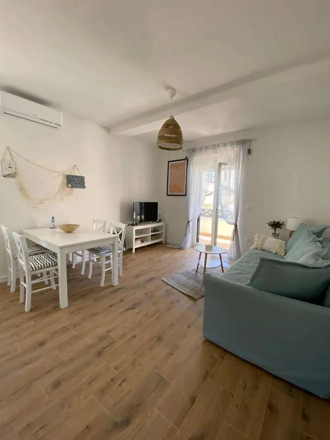 Holiday House Aria Di Mare ستاريغغاد باكلينتسا