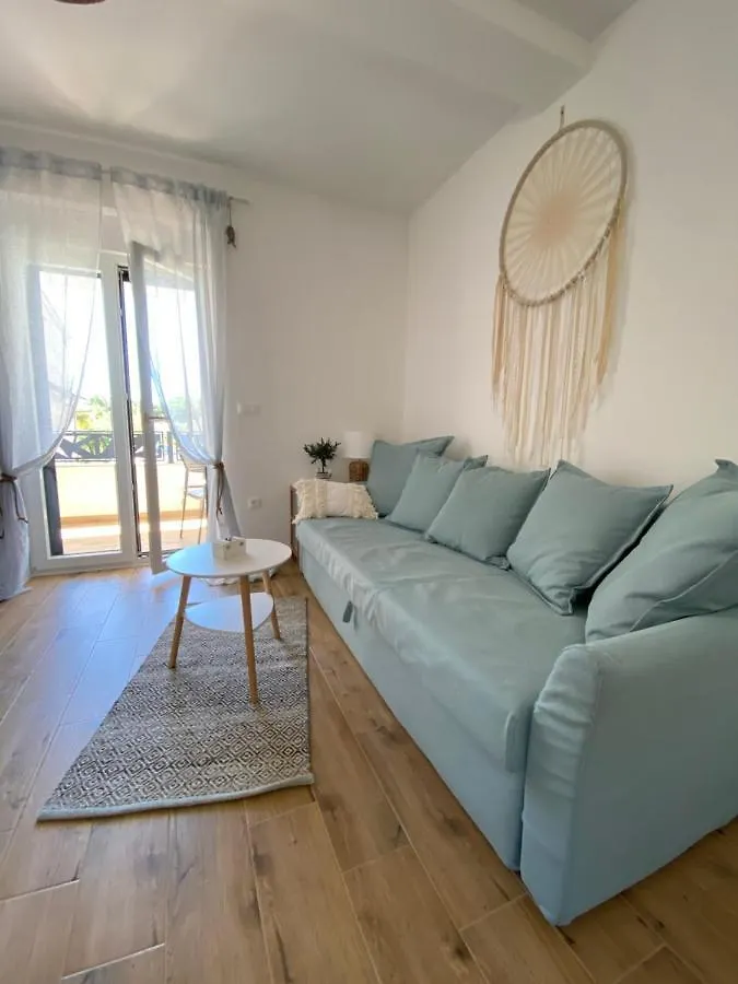 Holiday House Aria Di Mare ستاريغغاد باكلينتسا